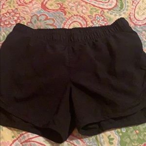 Old Navy Active shorts